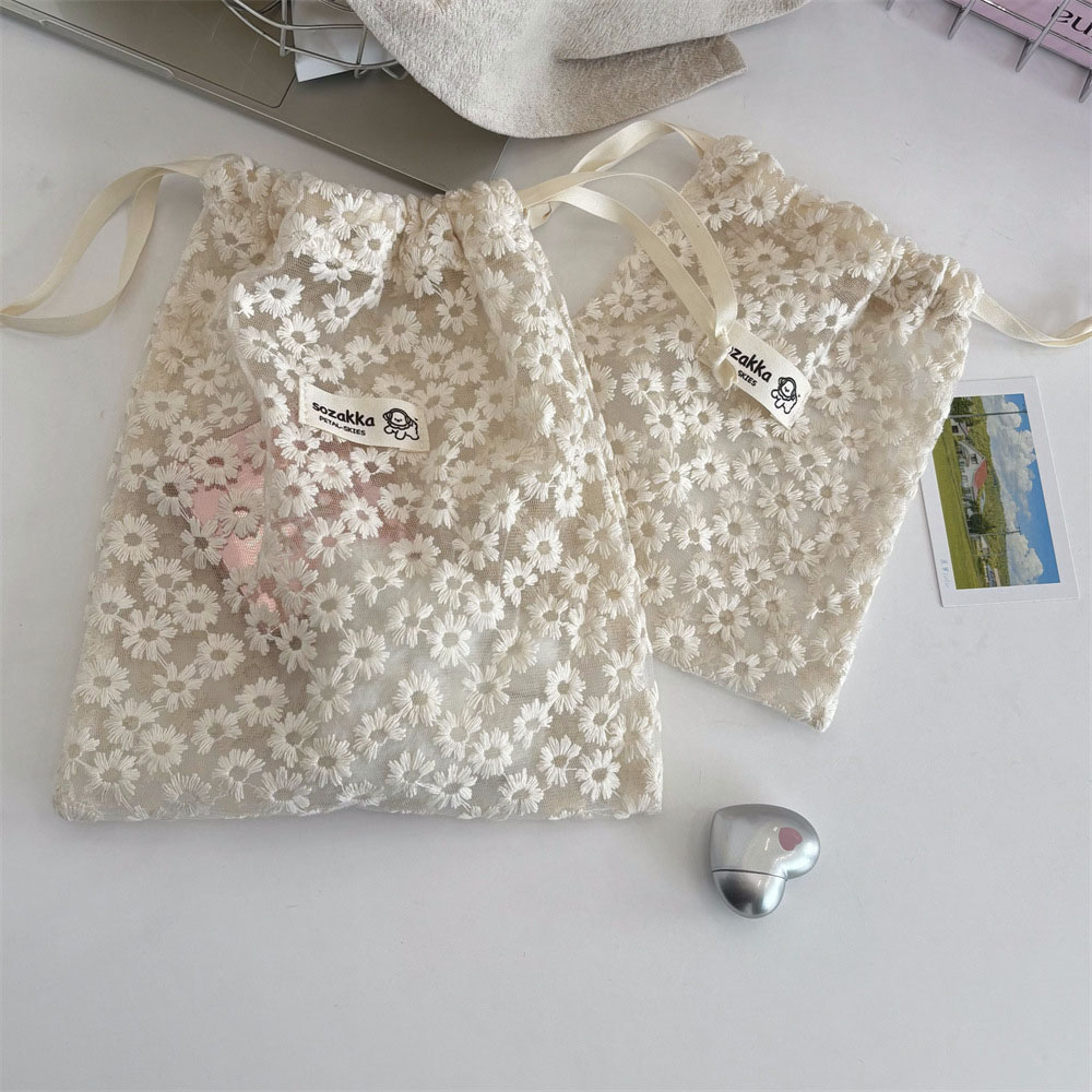 Tas Makeup Jala Bordir Renda M - Travel Access ulasan dan harga